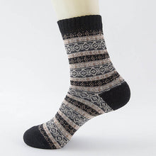 Load image into Gallery viewer, Winter Thick Warm Stripe Wool Socks